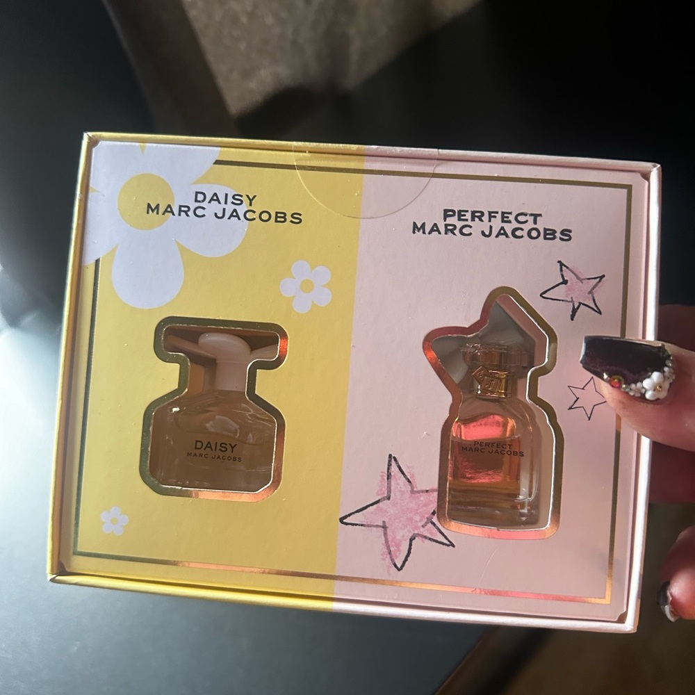 Marc Jacob’s 2 Mini Perfumes New in Package